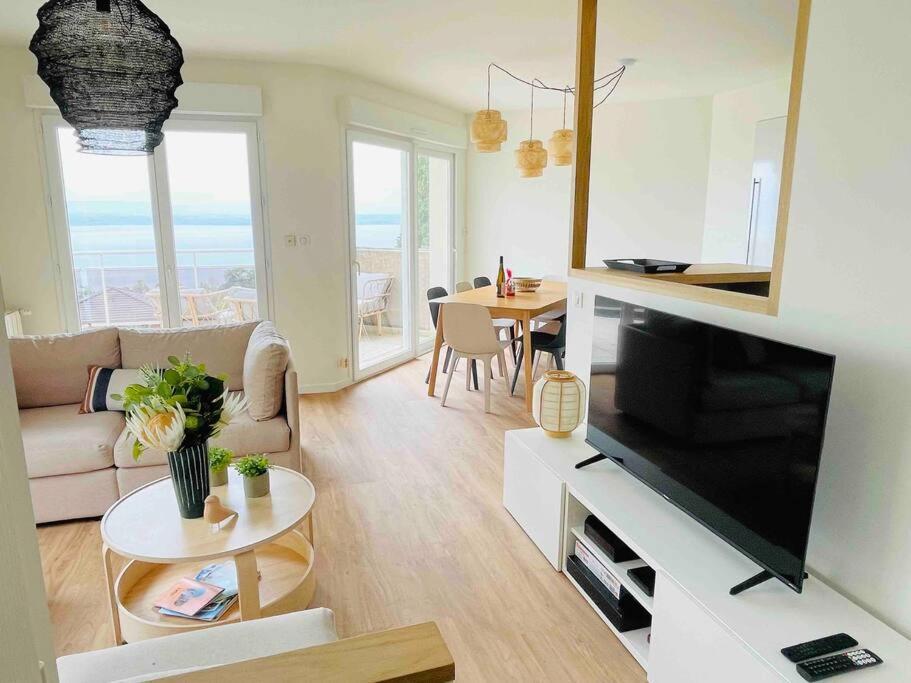 Magnifique Appart Renove Evian Duplex Vue Lac 8 Pers ภายนอก รูปภาพ