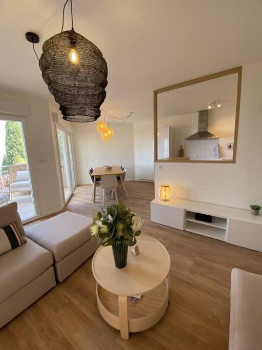 Magnifique Appart Renove Evian Duplex Vue Lac 8 Pers ภายนอก รูปภาพ